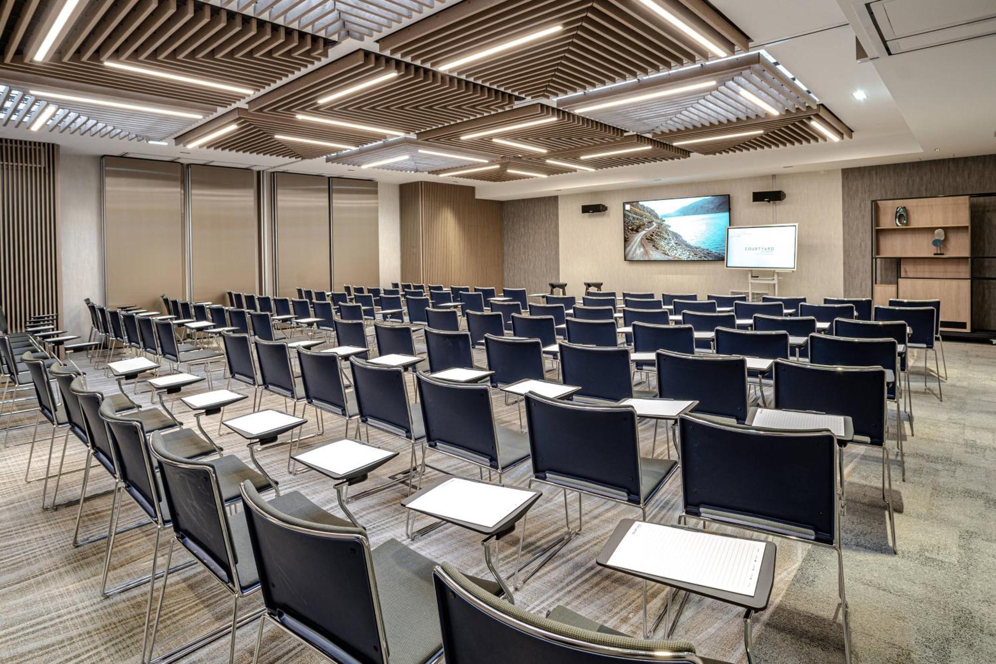 Courtyard By Marriott Paris Porte De Versailles Issy-les-Moulineaux Bagian luar foto