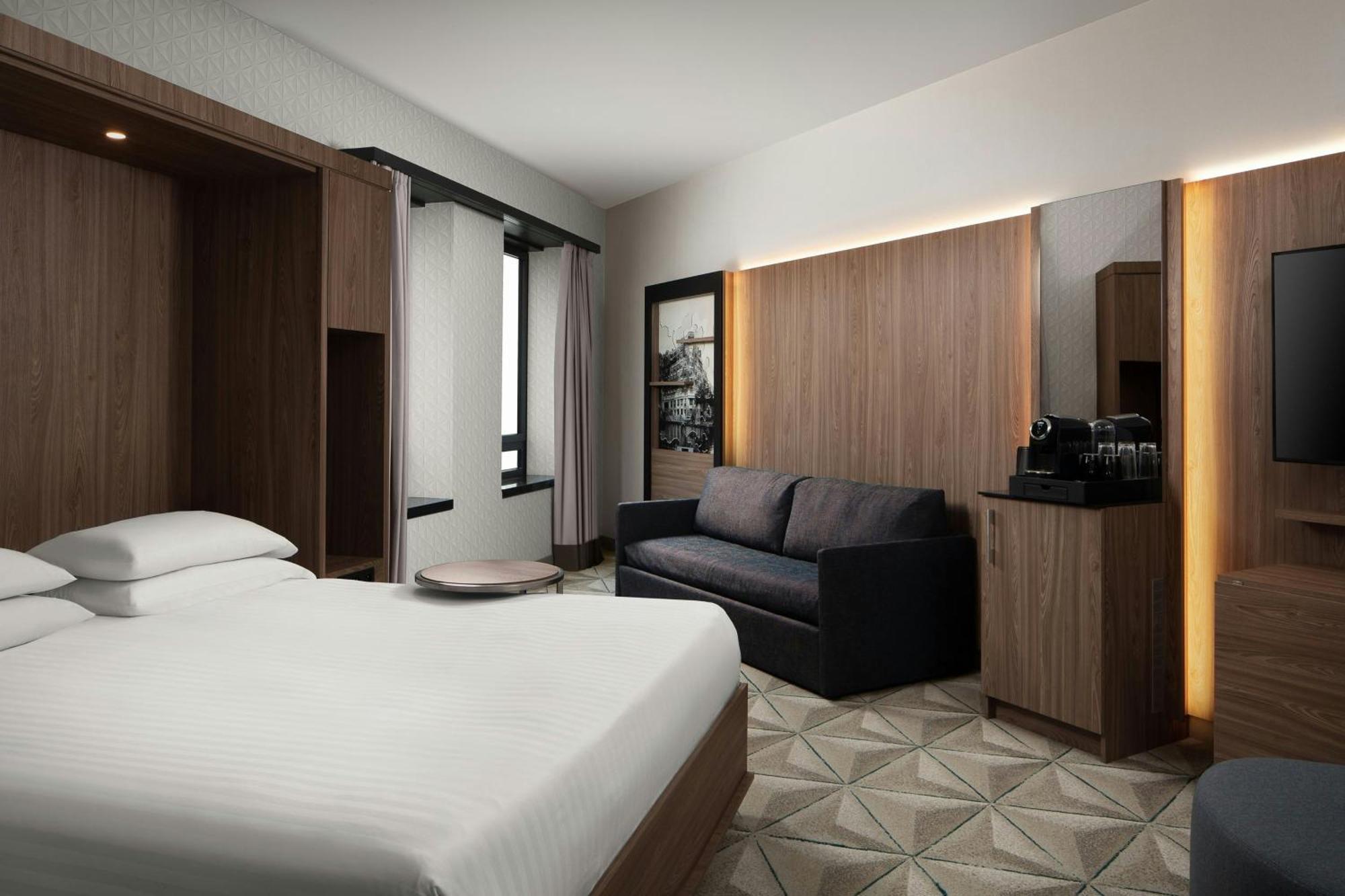 Courtyard By Marriott Paris Porte De Versailles Issy-les-Moulineaux Bagian luar foto